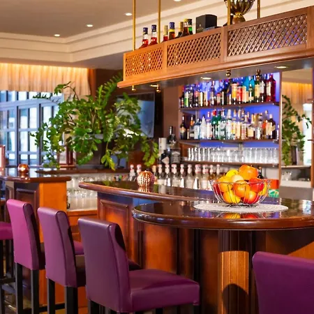 Hotell Allmer 4*